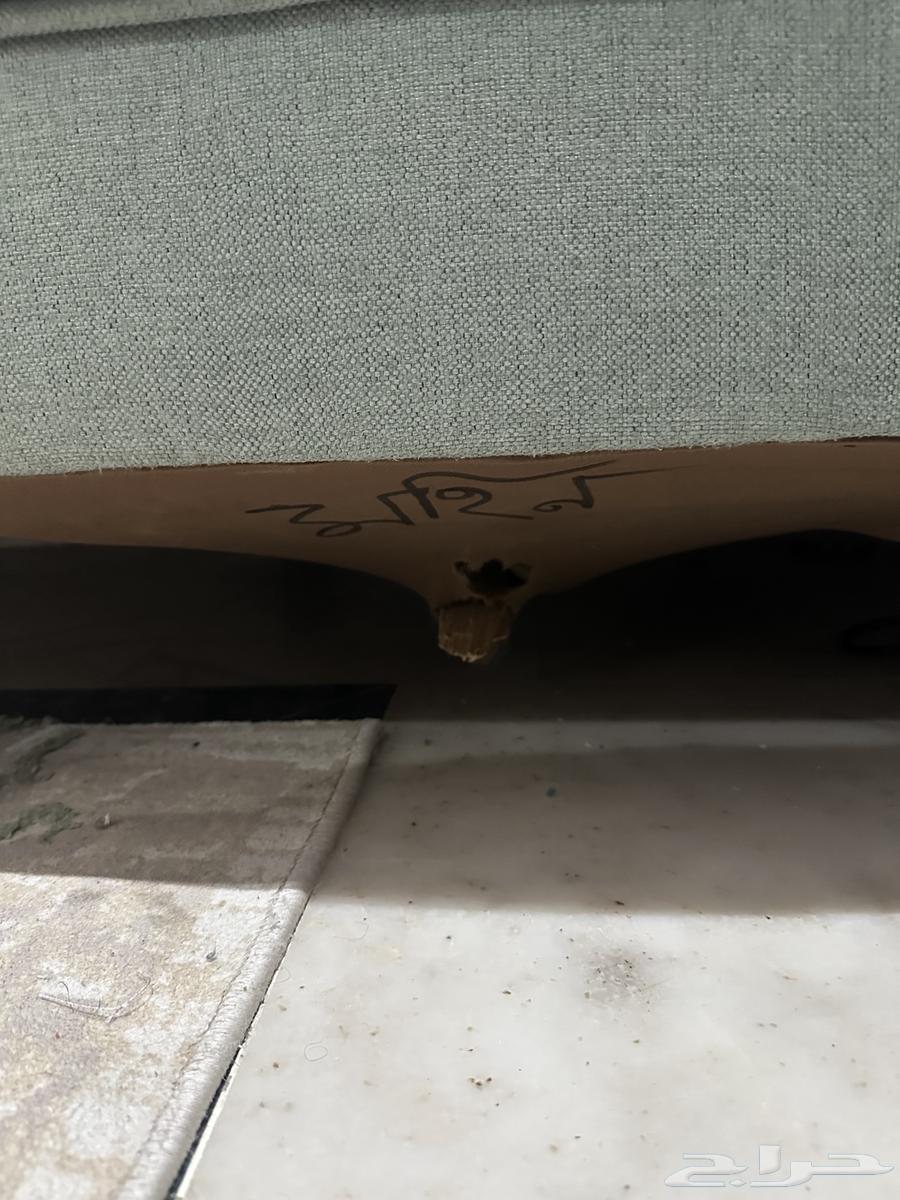 Living room with two sofas and 2 ottomans64455686869889112