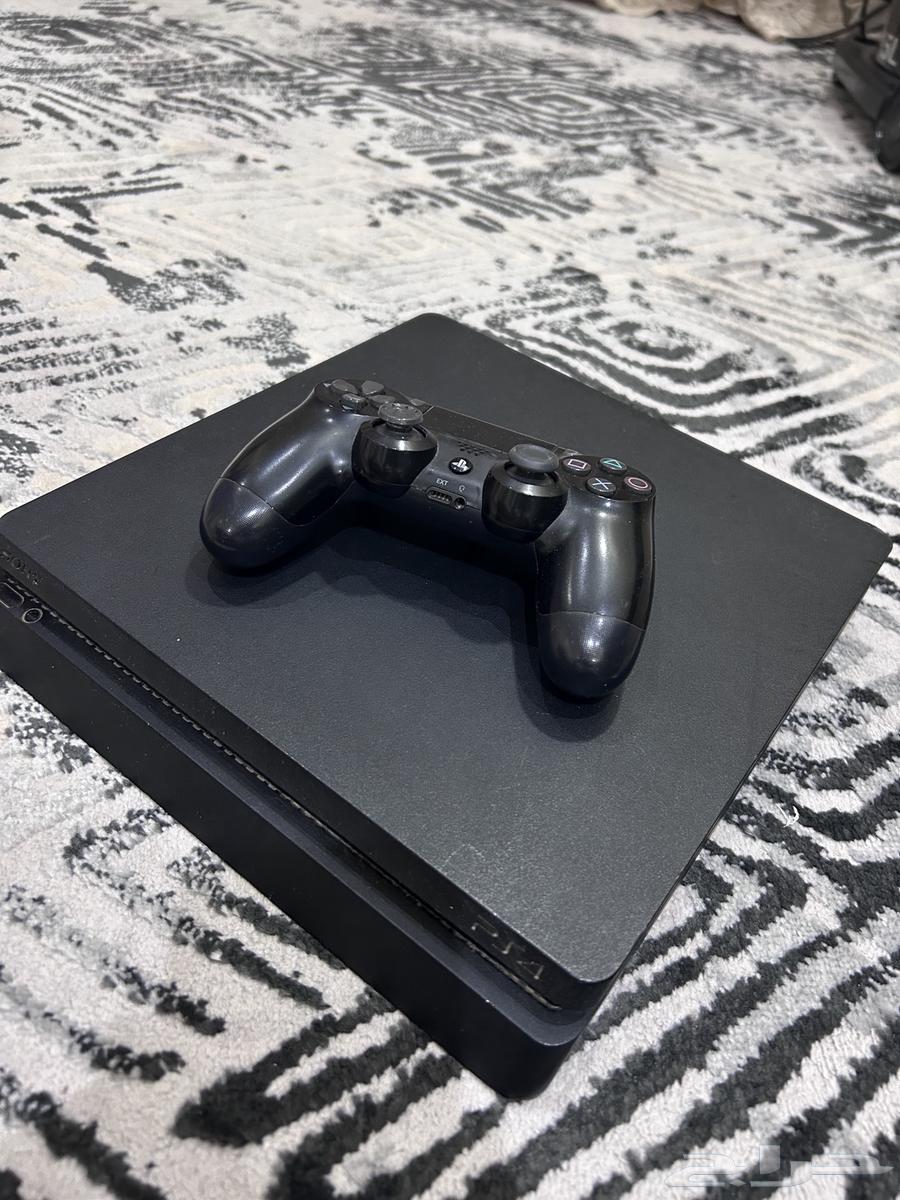 Clean PlayStation 4 with one clean Sony controller64455167802113114