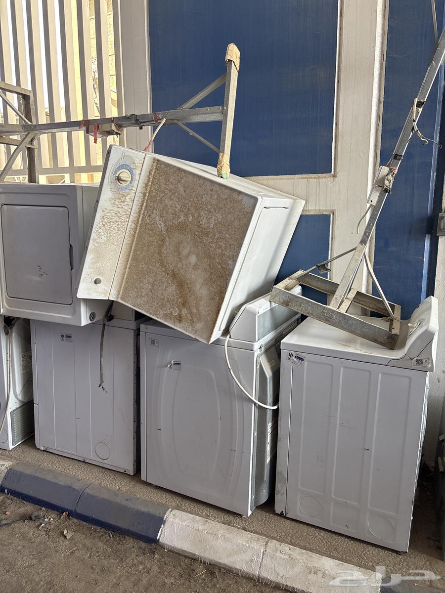 9 refrigerators in good condition64452170827523112