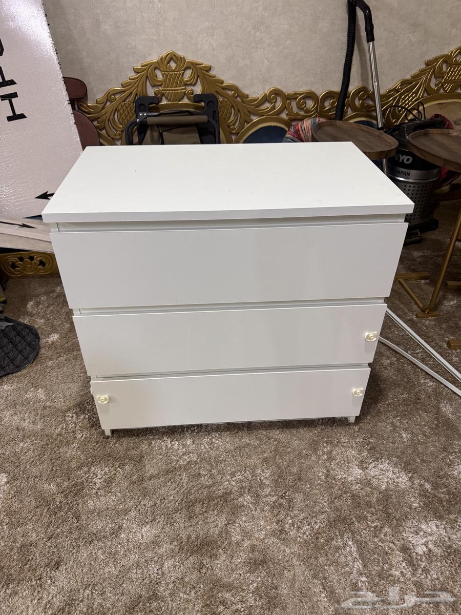 للبيع دولاب شفنيرة ثلاث ادراج من ايكيا64456735171841110