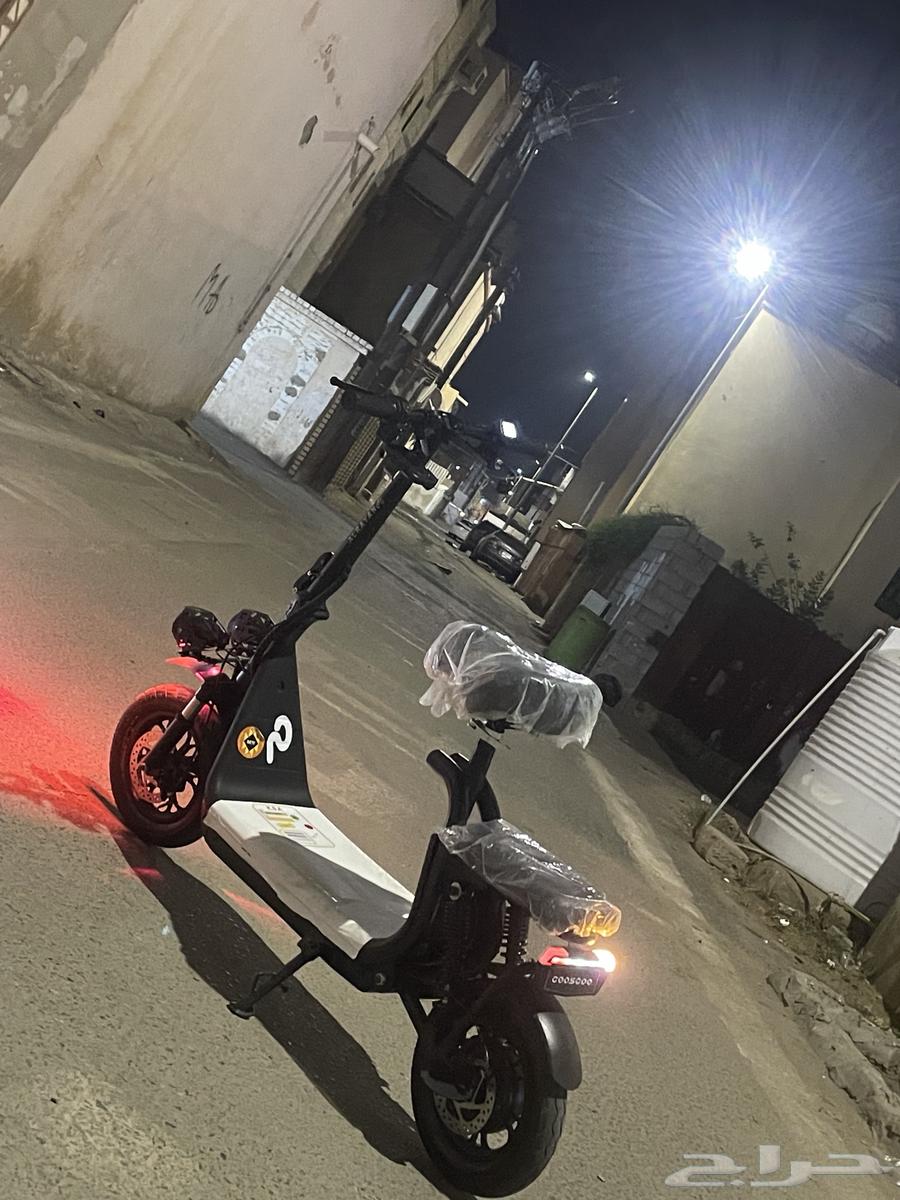 سكوتر ابو سله نظيف جدا لايجي إلا الصامل64453544977923112