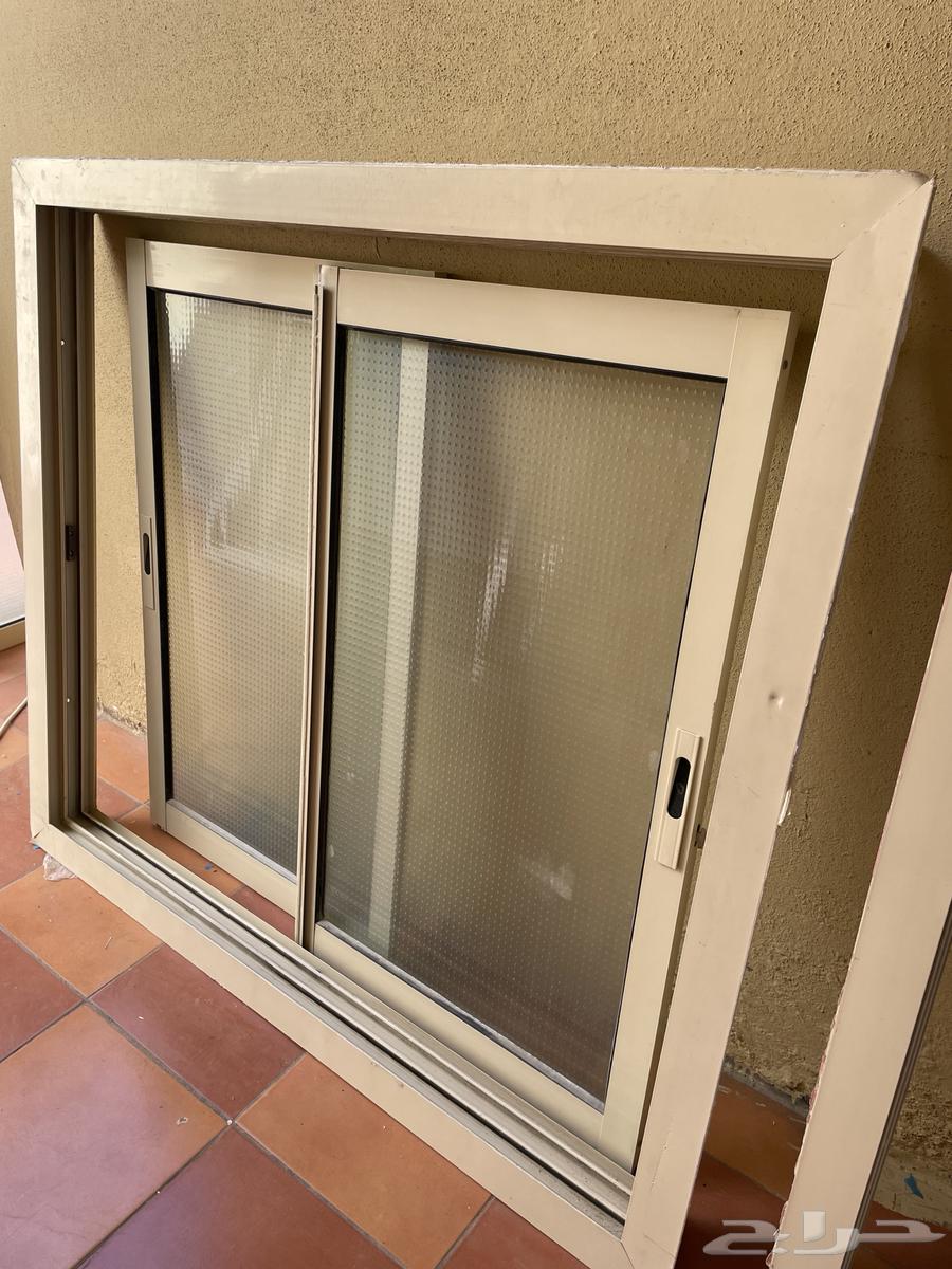 شبابيك المونيوم نظيفه مع الشبك64453792455554110