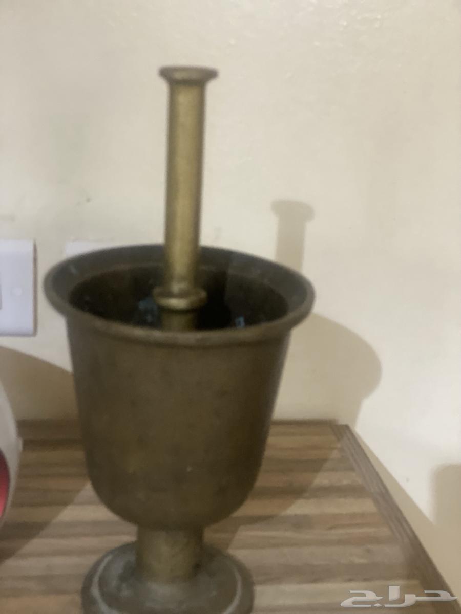 نجر قديم وبراده ماء64456074431873114