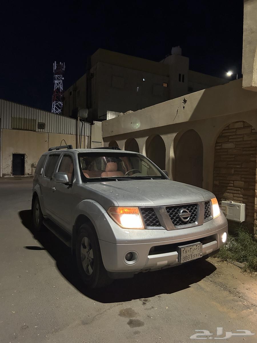 Jeep Pathfinder64622550394498111