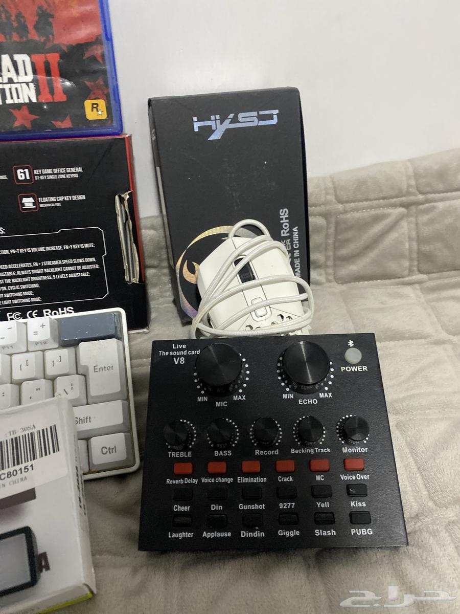 Items for the lady are no longer needed by the son, all with their cartoons64455535954435112