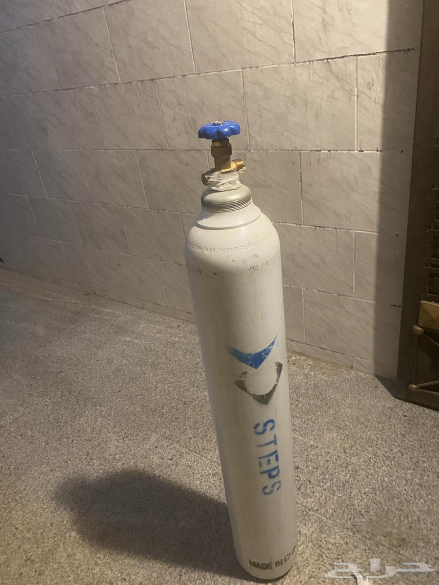 Oxygen devices with three cylinders64450448763137112