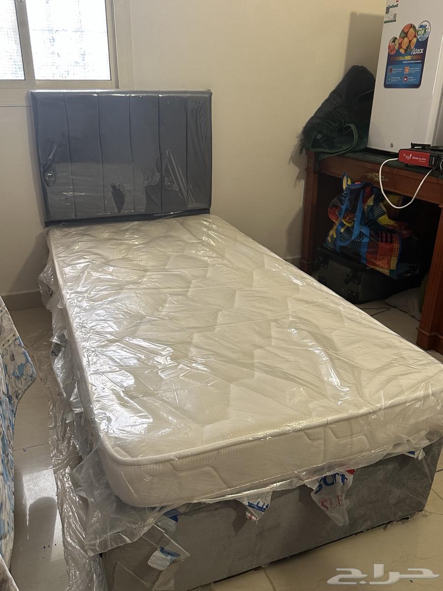 Bed for sale with mattress, price 380, almost new64453353100033110