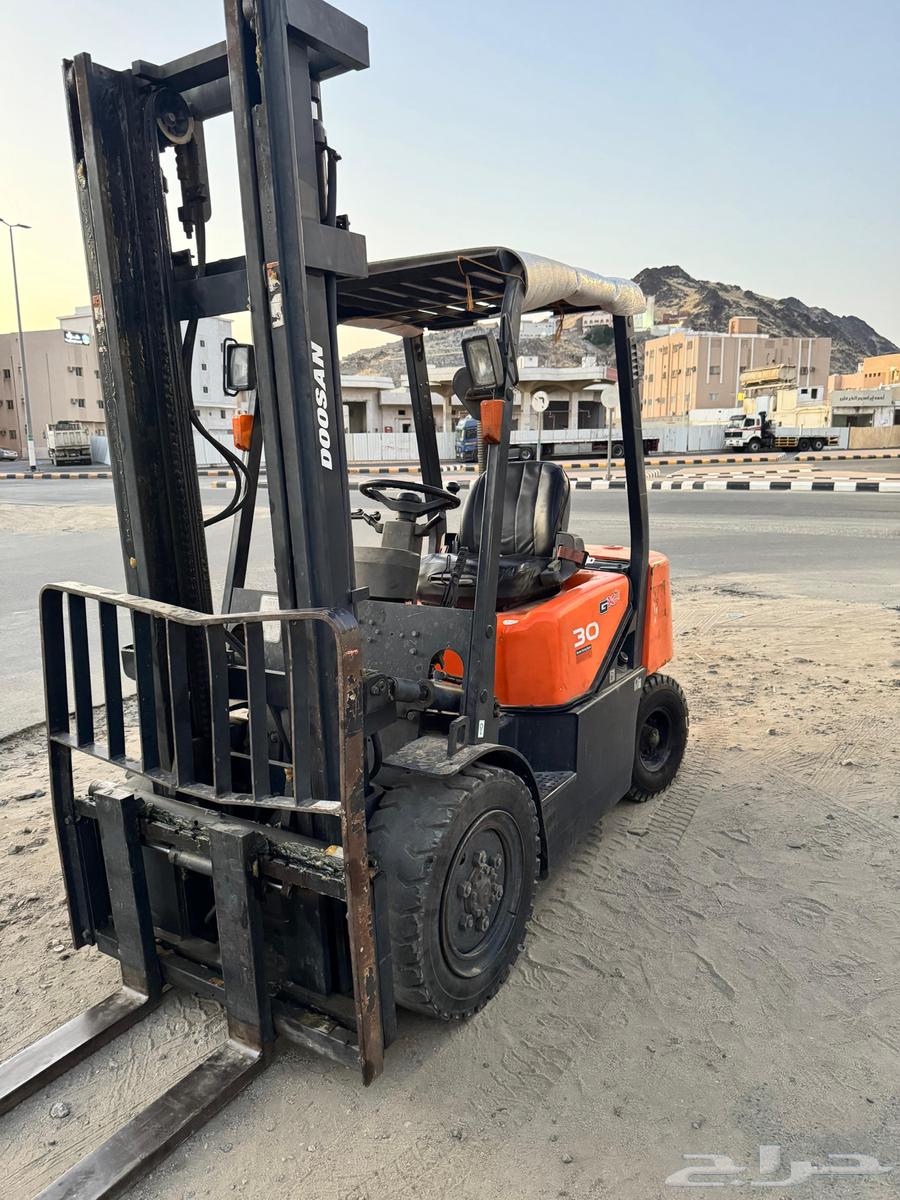 للبيع   فوركليفت 3 طن64619867441537114