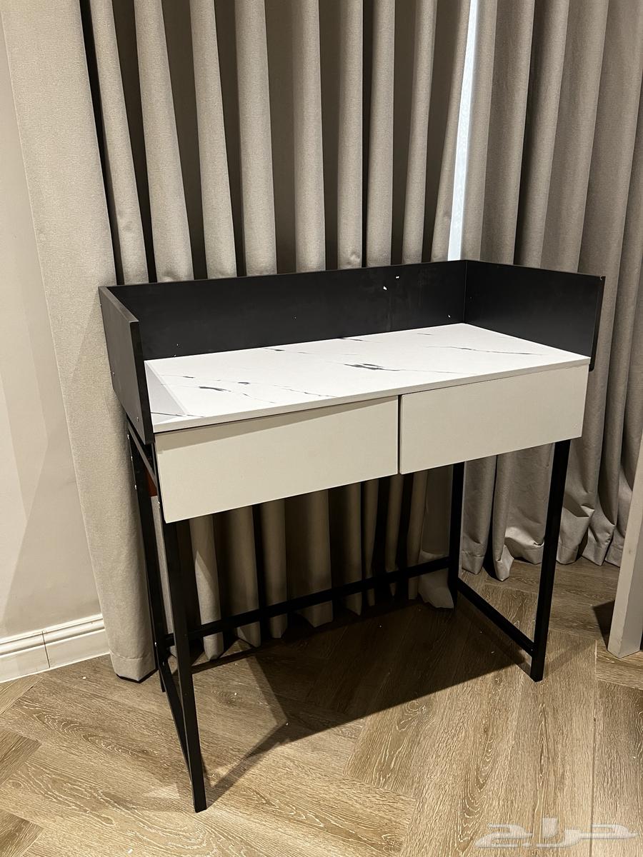 مكتب مودرن جديد من بيتونيا للبيع - لم يستخدم64453093302018110