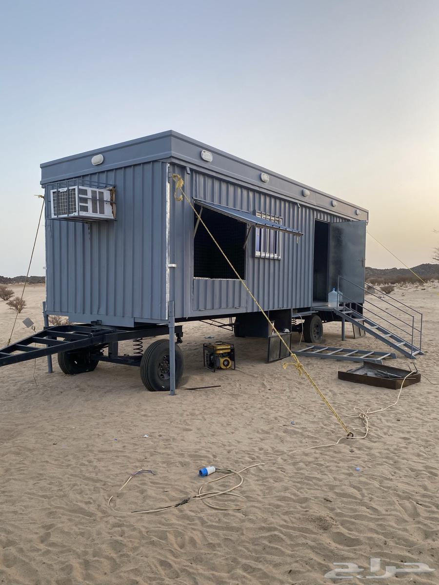 A caravan longer than 9 to 10, new kitchen, living room, porch, and external bathrooms64451700098433110