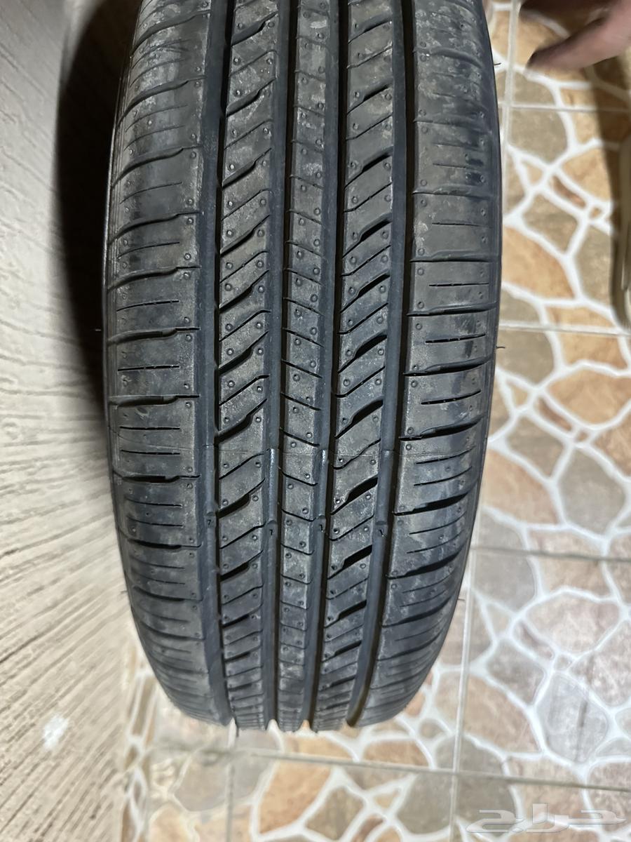 New Unused Tire and Rim Set, Size 185/70R1464622575125123110