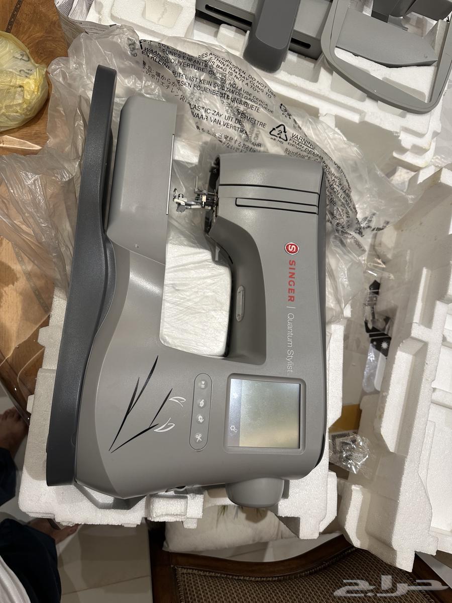 للبيع مكينة خياطة تطريز الكترونية64451566006530112