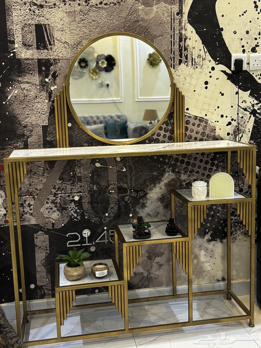 طاولة حديد ذهبي مع مرايه64454468294147110