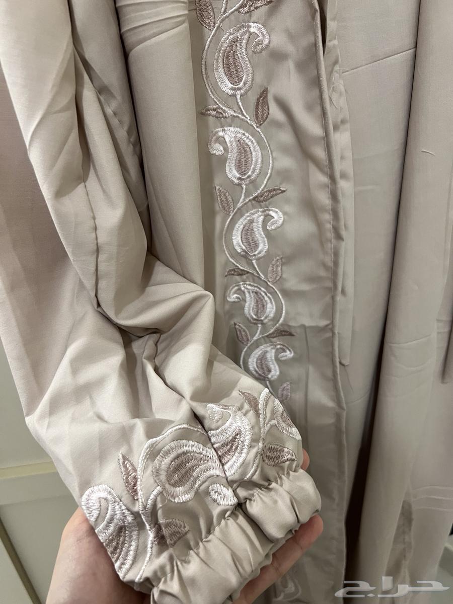 عباية صلاه مع سجاده ب 80 ريال64451109651842113