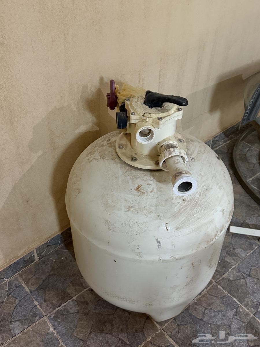 Dynamo and swimming pool filter for sale (clean)64455949461633111