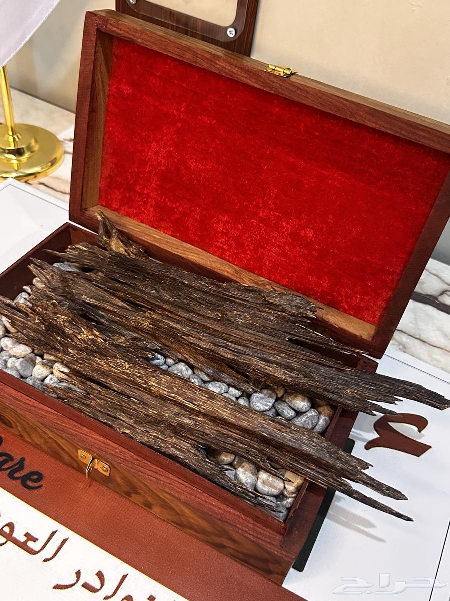 عود هندي احمر قديم ملكي64450550534529111