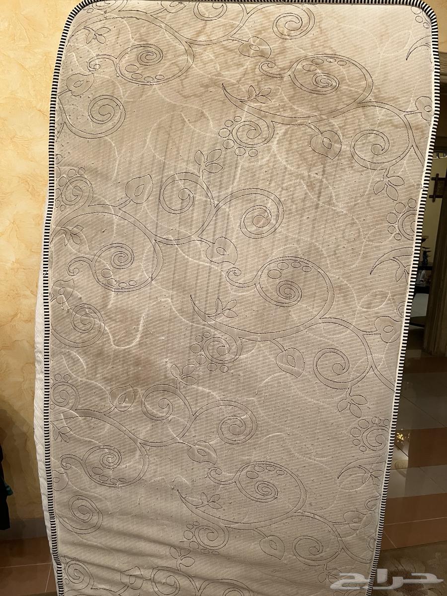 مرتبة سميكة مقاس نفر واحد 200x90 (هابطة من جهة)64450361137409112