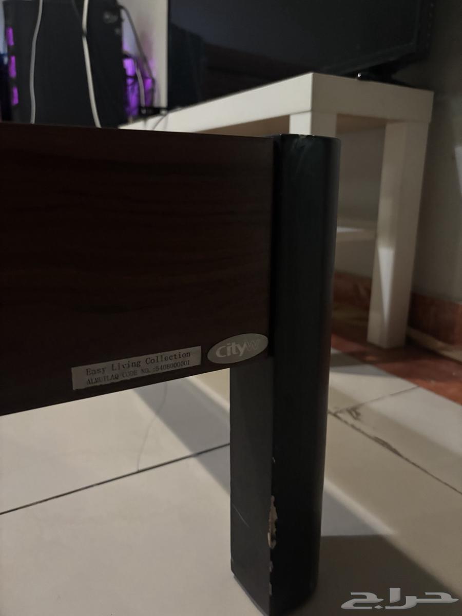 سرير للبيع مستخدم نظيف64454151429506110