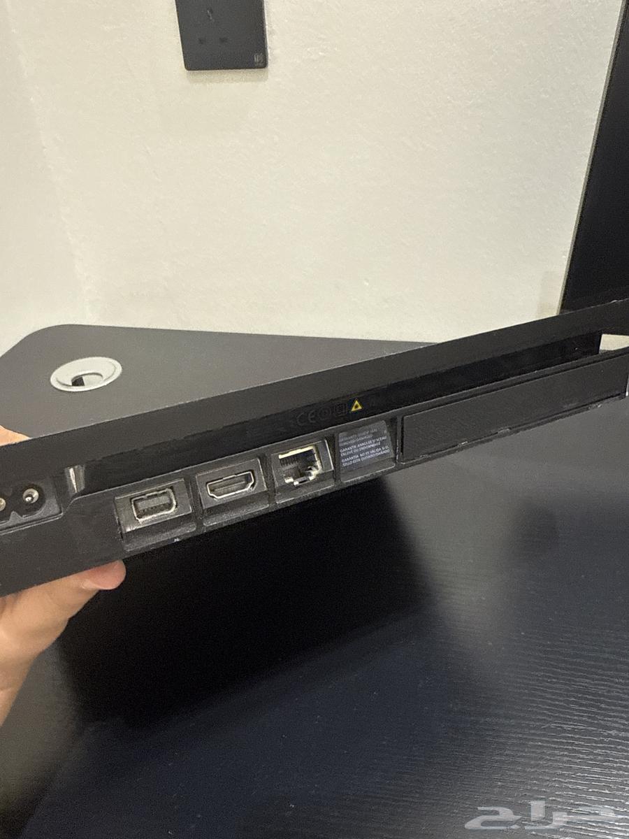 سوني وشاشه وكرسي وطاوله 90064455604294913114