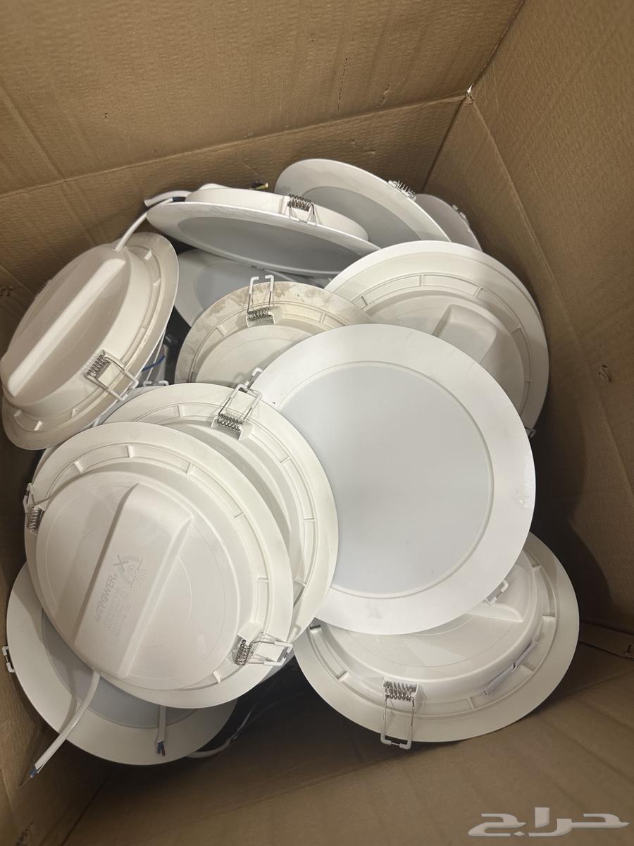 90 لمبة للبيع64455427392642110