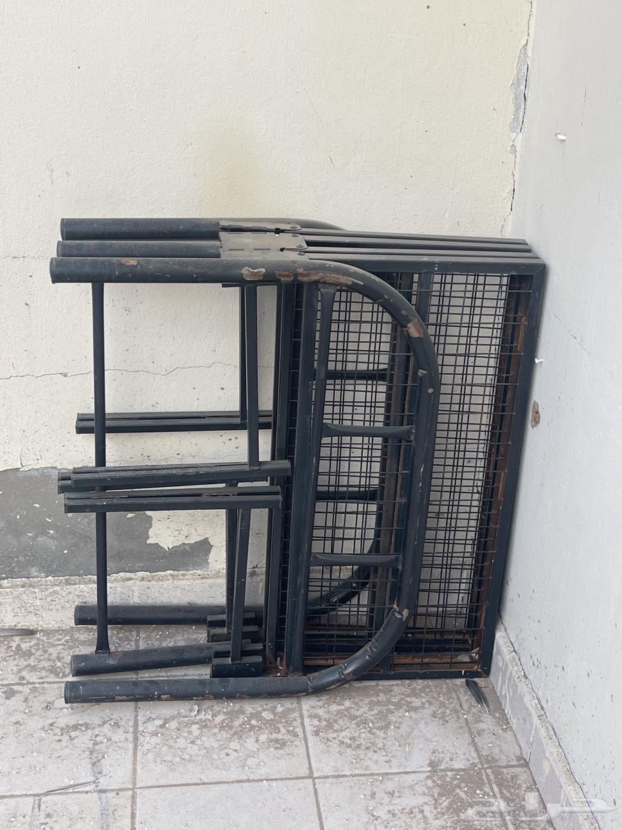 سرير حديد فردي بقيمة 80 ريال64454207584385111