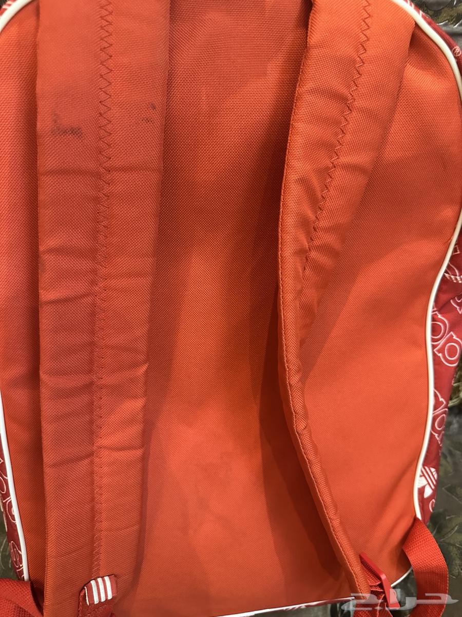 شنطه اديداس اصليه مستعمله64451889703041111