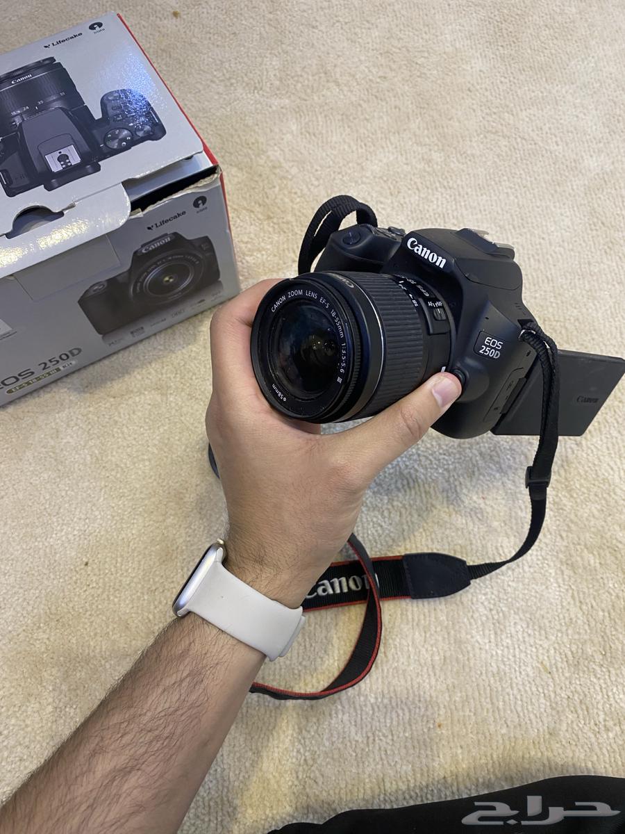 كاميرا كانون شبه جديدة64456074450946110