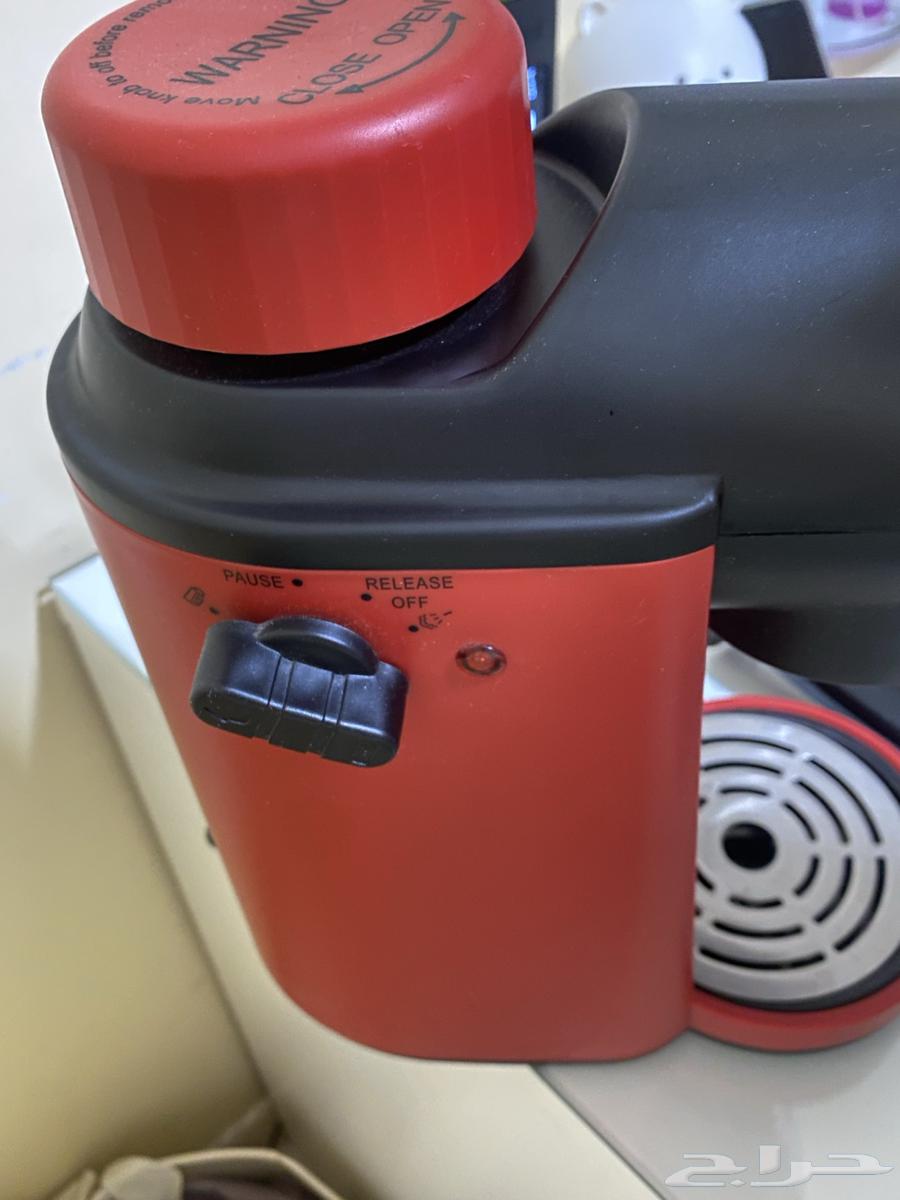 Coffee machine with milk steaming function64455741432961113