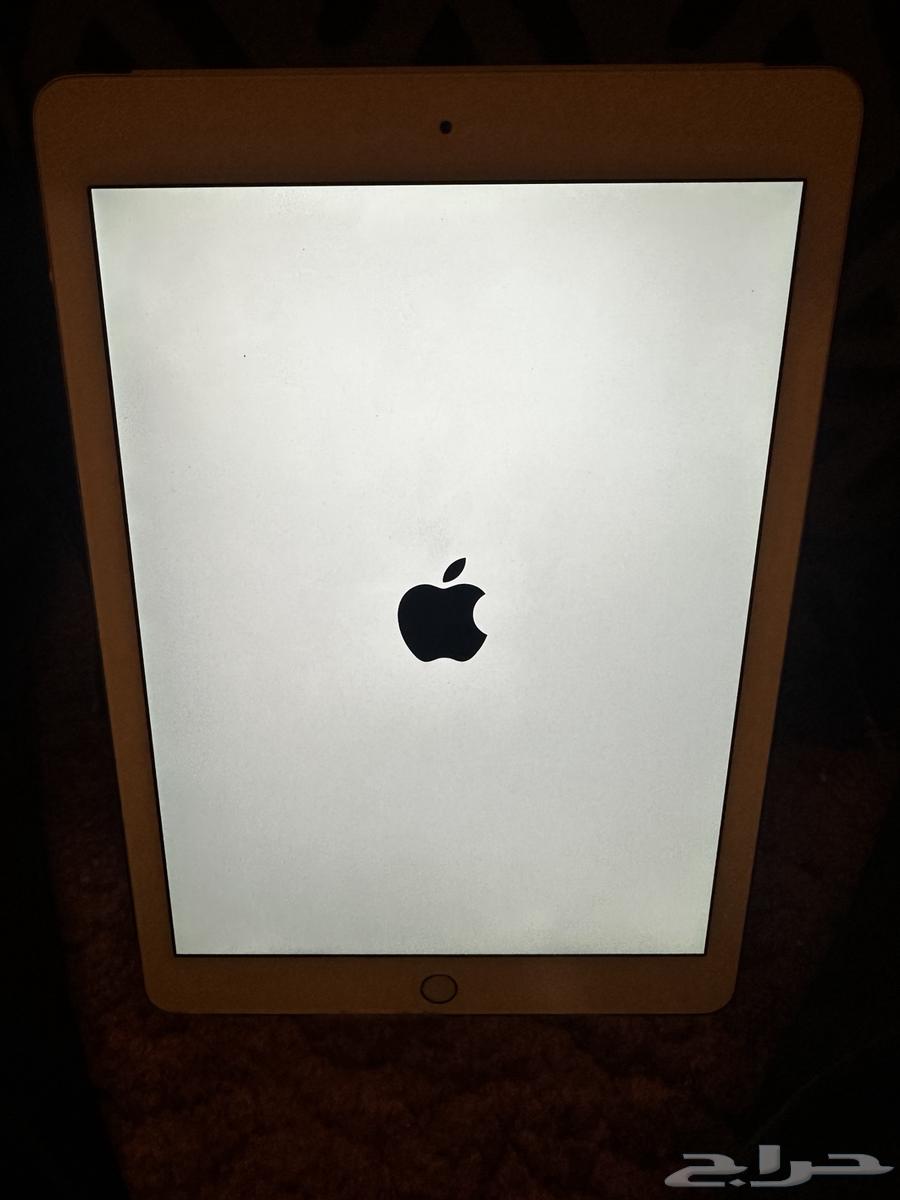iPad Air 2 ايباد اير - 128 جيجا - نظيف جدا -64457022990977110