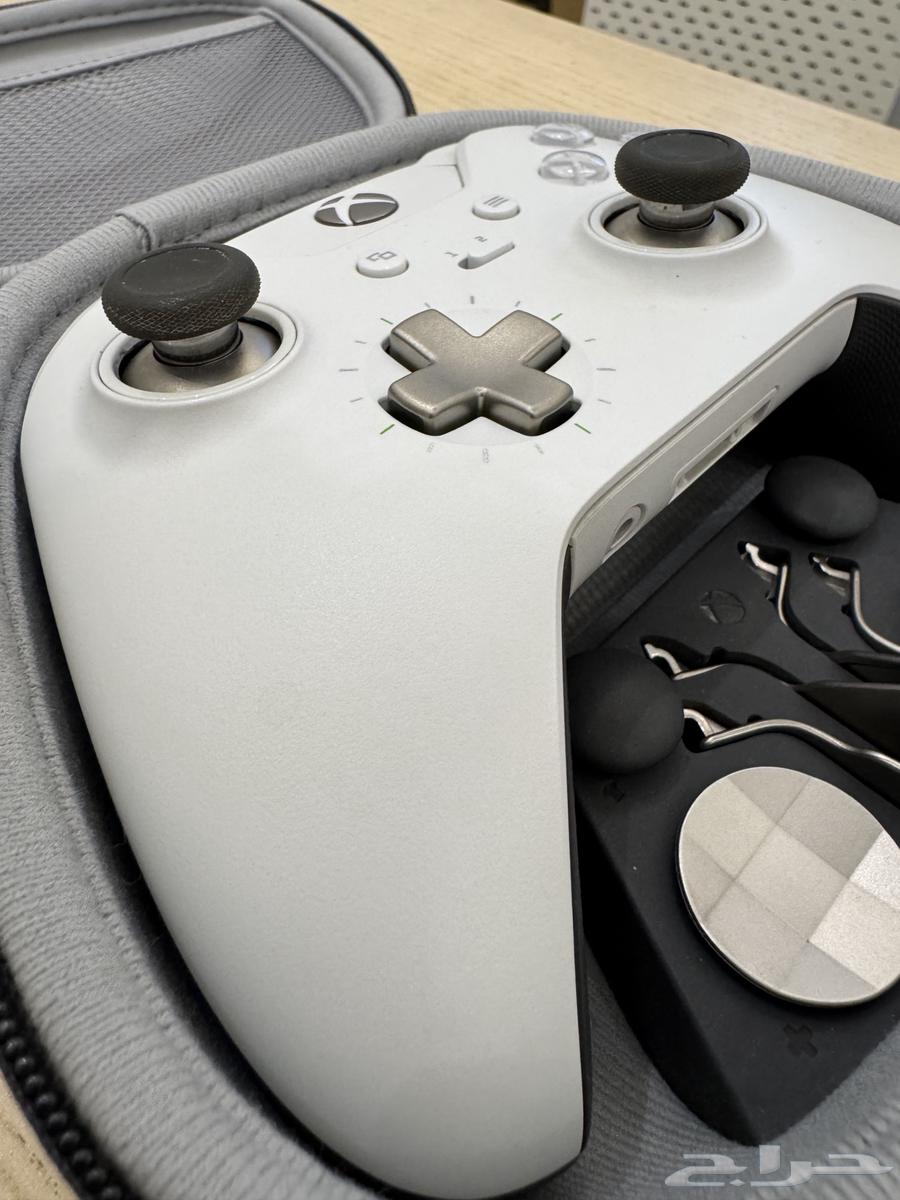 Xbox Elite Controller64454509398402114