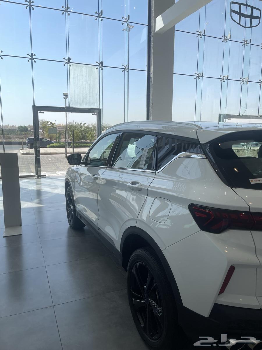 جيلي كولراي 2025 نص فل بسعر مميز64614036285187112