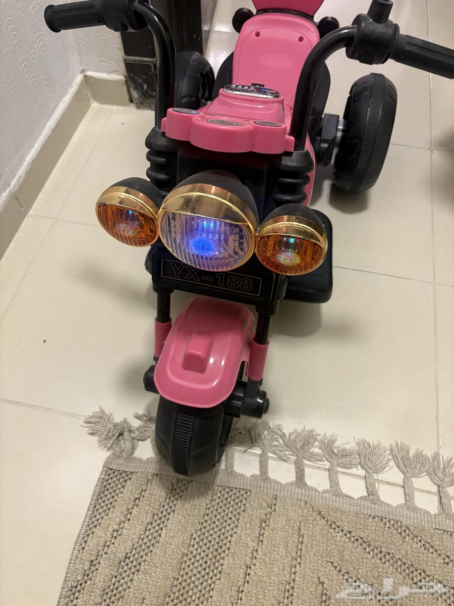 New scooter but the charger is missing, you'll find it in toy stores new64454950203779110