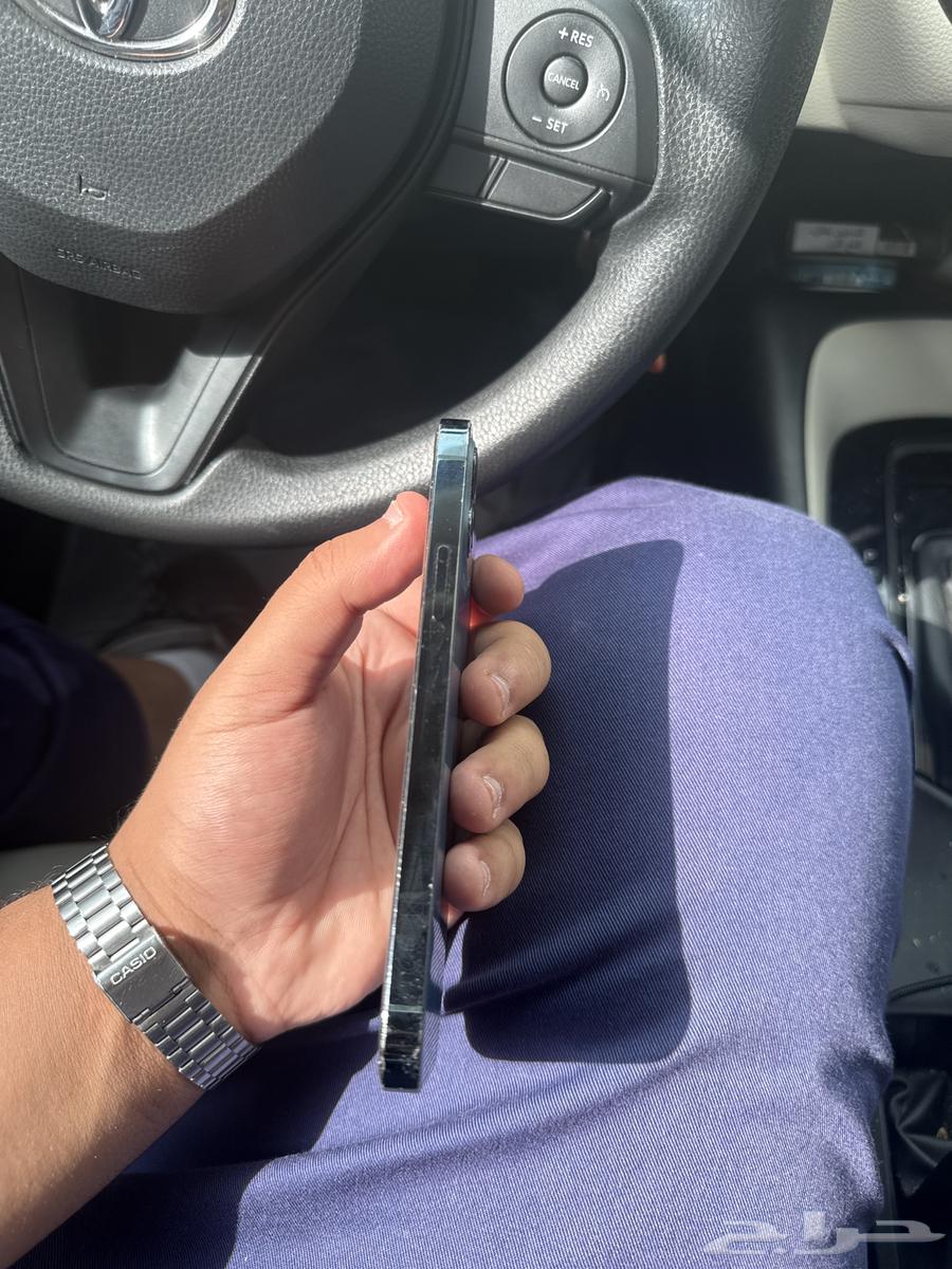 أيفون 12 برو64451392503554112