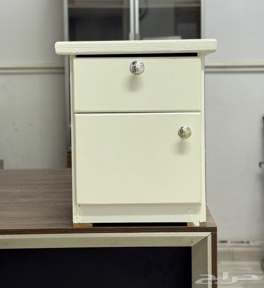 تجهيز سكن عمال دواليب وسرائر خشبيه64449849690755114