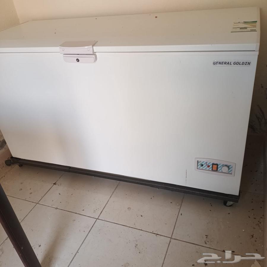 Two freezers for sale, number 2, clean and new, nothing wrong with them64452739353730110