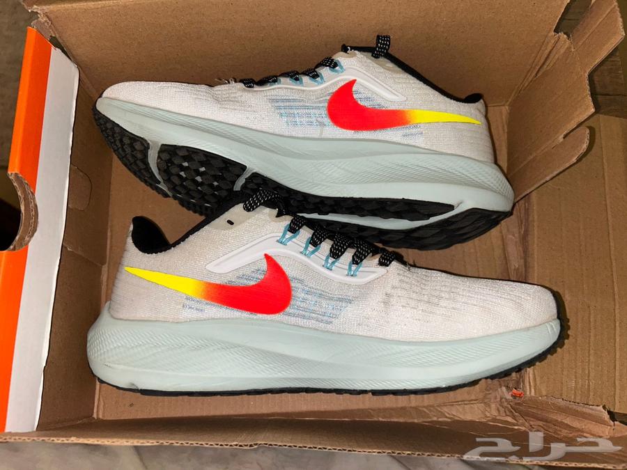 جزمتين نايك شبه جديده64456365394818113