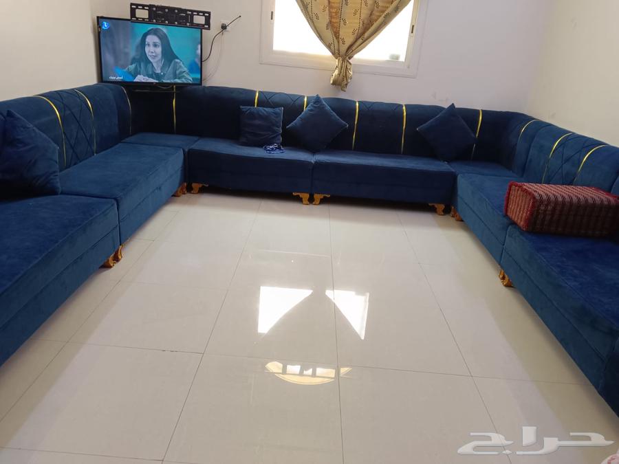 Sofa set, washing machine, ground floor living room, iron bed, dining table64455495264386113