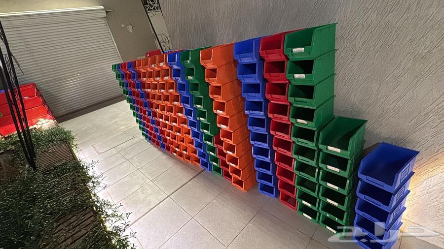 للبيع علب عدد تقريبا  430 حبه64455222490243110