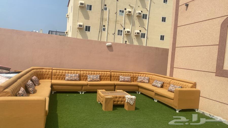 للبيع كنب 7 قطع مع الطاوله64451659498499111