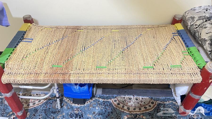 An old traditional custom of the new bride64451217579651110