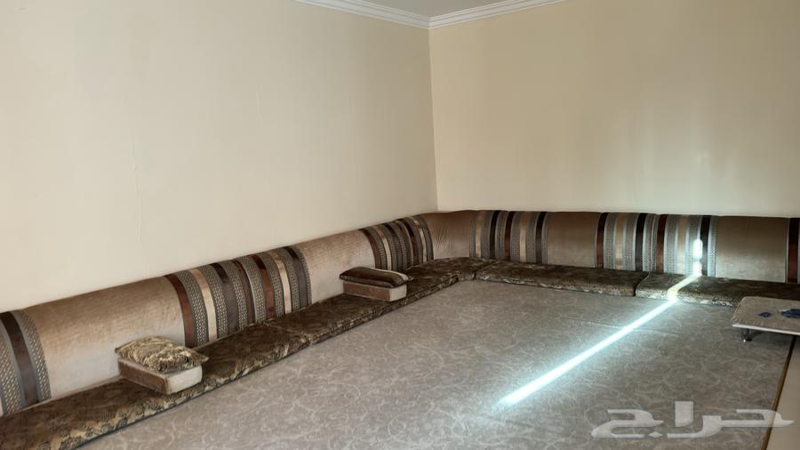 مجلس نظيف للبيع64454811907714112