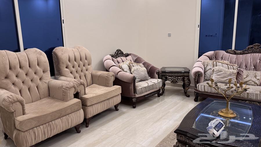 Classic sofa, clean used64456296126210110