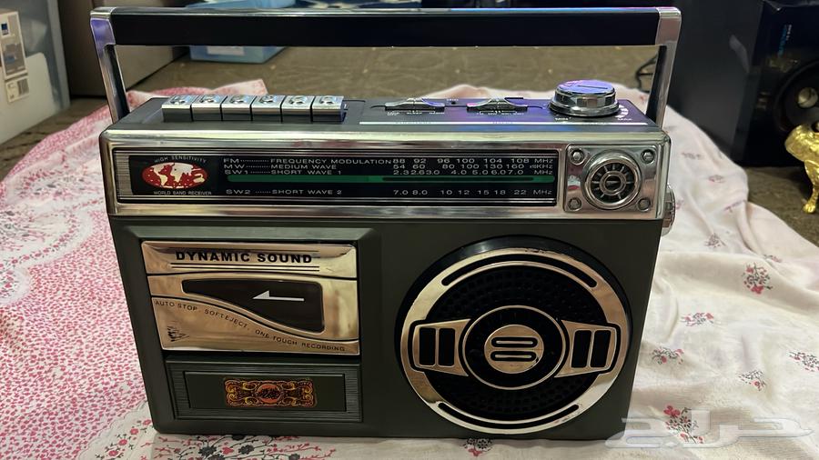 Cassette recorder and radio64456019105409113