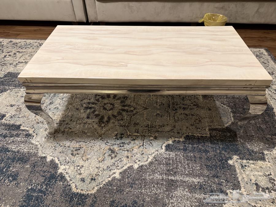 طاولة رخام طبيعي من هوم سنتر64450421839618110