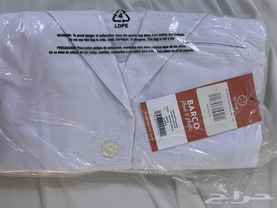 Women's Parka Jackets, One Lightly Used and One Unused, Size XL64450988456323112