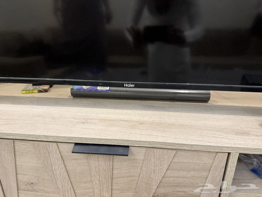 Furniture, support, screen, air conditioner, and carpet64450960955779111