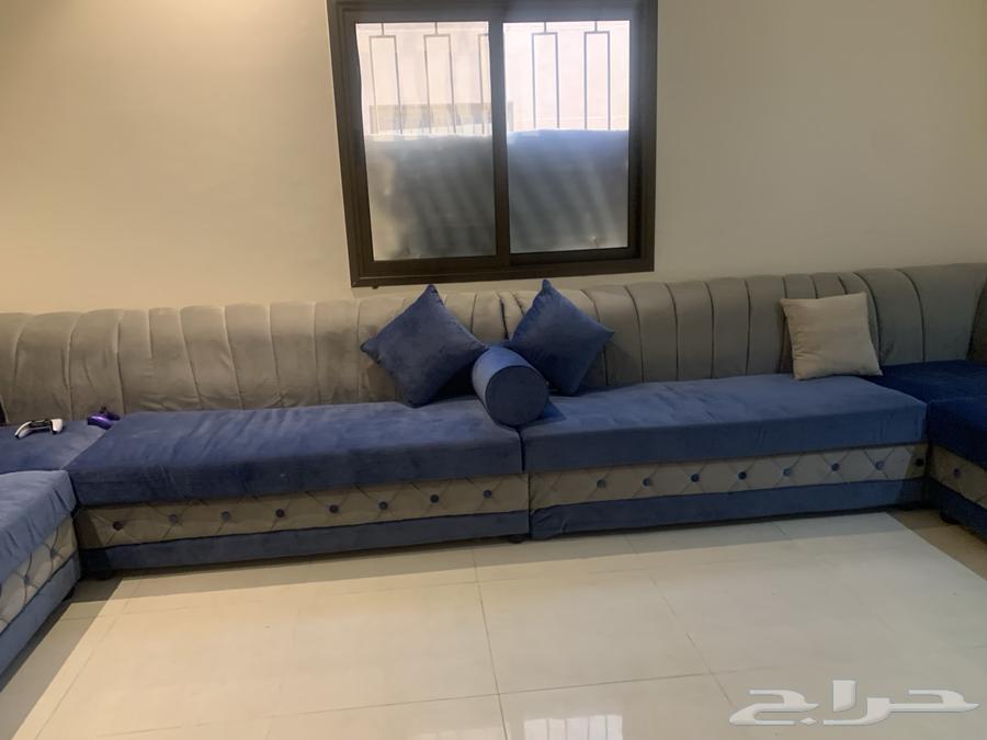 Sofa64451042630786112