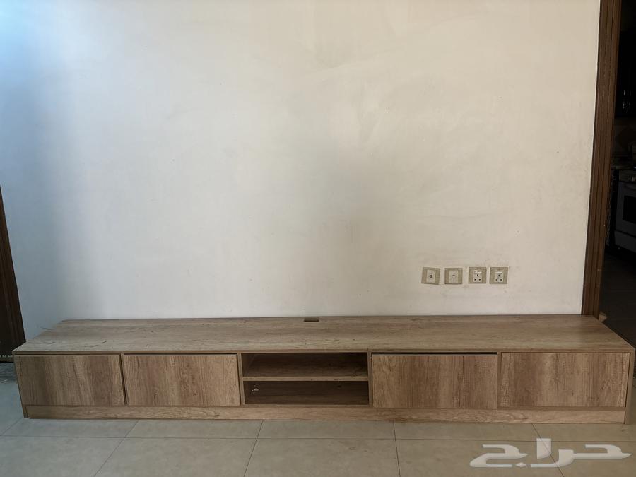 مدخل مع لوحه و جزمات حذيان النقل على المشتري ولا يوجد مكيف64452089708418114