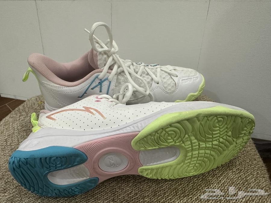 جزمة من مار كة كتنس الريشة اليابنية64456913579650113