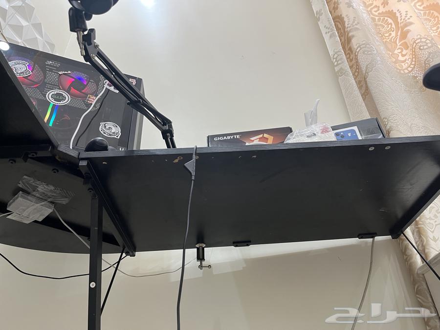 طاوله للبيع64452752915331112